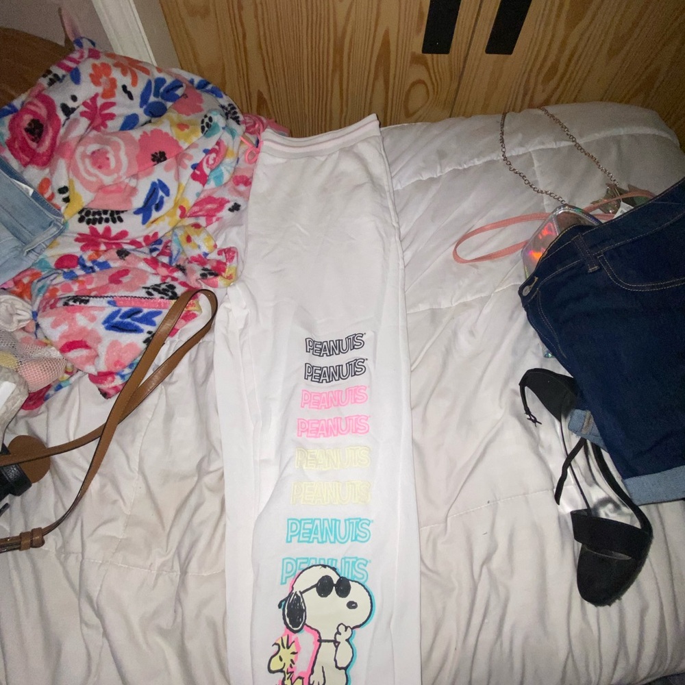 peanut’s sweatpants